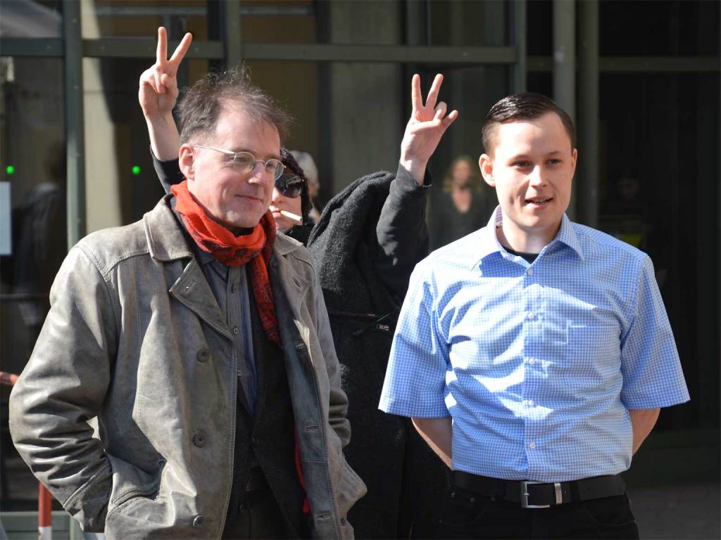 Karl Richter und Philipp Hasselbach vor dem OLG München am 12.3.14. Foto: J. Pohl